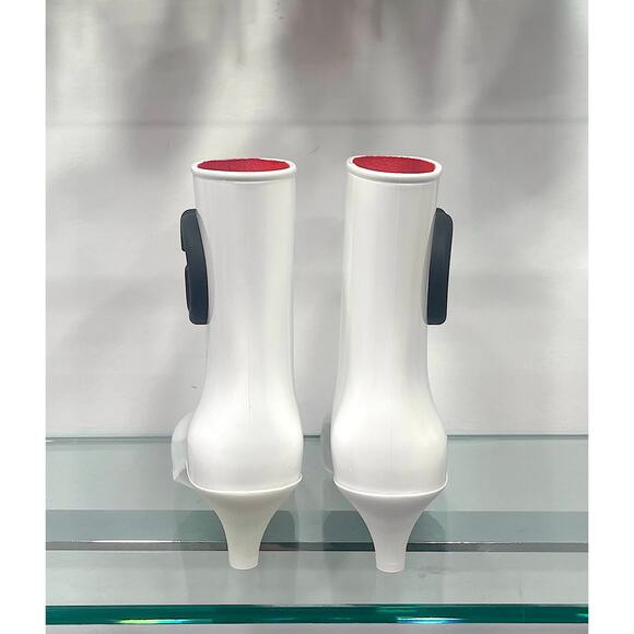 Gucci Women's Rubber ankle Rain Boot with Interlocking G White Black 37 - Picture 7 of 10